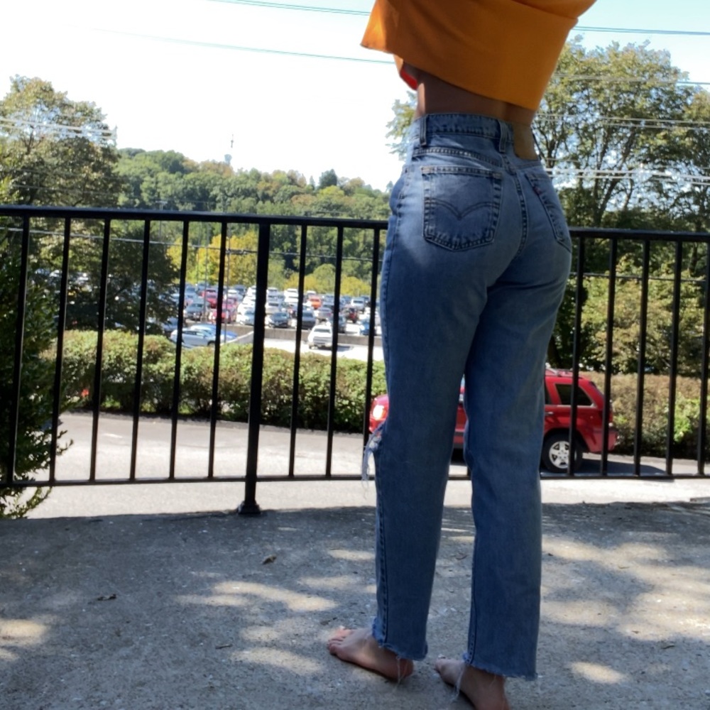 Vintage distressed high rise 512 Levi’s jeans